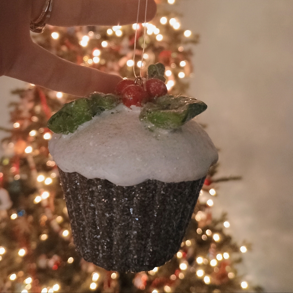 Christmas Cupcake Ornament
